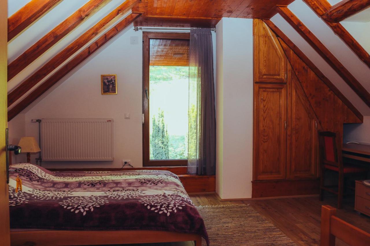 Villa Etno Domacinstvo Milenkovic Despotovac Exterior foto