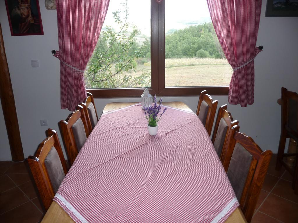 Villa Etno Domacinstvo Milenkovic Despotovac Exterior foto